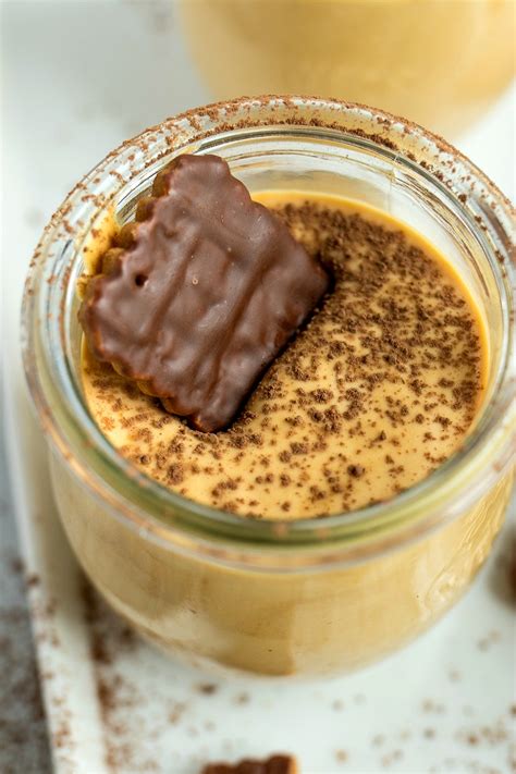 Como ya viene siendo habitual el ultimo domingo de cada mes se lo dedicamos al reto #asaltablogs. Dulce de Leche Mousse - CPA: Certified Pastry Aficionado