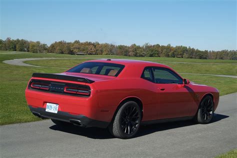 Review 2015 Dodge Challenger Srt Hellcat First Drive Canadian Auto