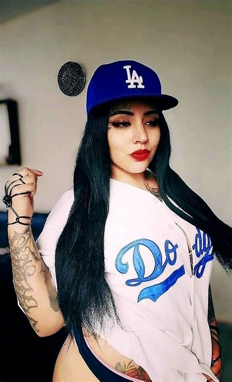 Pin By Joe Trigueros On Dodger Blue S Chola Girl Chicana Style