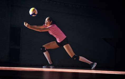 Volleyball Common Injuries And How To Prevent Them Fx Physical Therapy