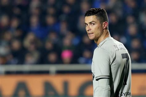 Cristiano ronaldo dos santos aveiro. Triple-Traum geplatzt: Juventus und Ronaldo blamieren sich ...