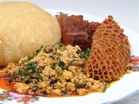 1 cup ground egusi ½ cup palm oil Nigerian Foods And Recipes: Eba And Egusi Soup (Efo ...