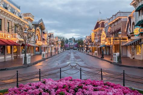 Disneyland’s Main Street USA Refurbishment Complete! - MickeyBlog.com