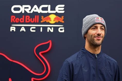 Reactions To Daniel Ricciardos Return To The Grid With Alphatauri The Ringer