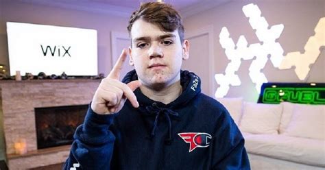 Mongraal Meet The Fortnite Gamer And Member Of The Faze Clan
