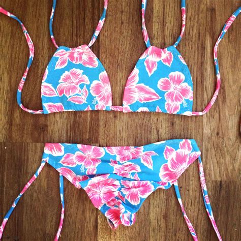 Hawaiian Floral Hand Made Scrunch Butt Bikini Swimsuit Bikini Swimsuit Swimsuits Swimwear