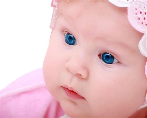 2560x1600 Child Blue Eyes Hat Look Surprise Emotion Baby