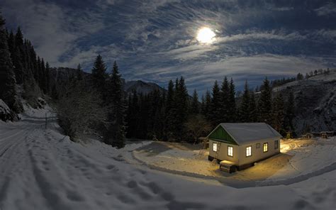 Cold Moon House Wallpapers Hd Wallpapers Id 9929