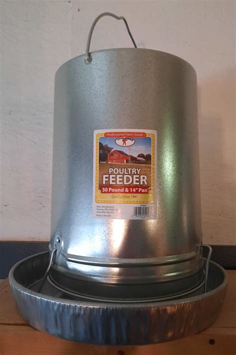 30 Lb Hanging Galvanized Poultry Feeder