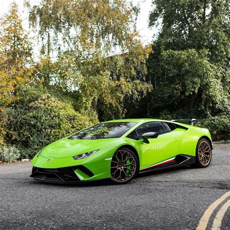 Lamborghini Performante Lime Green Oceanfrontaccommodations