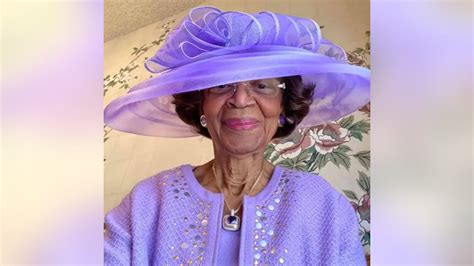 Stylish 82 Year Old Woman Inspires The Internet With Virtual Church Outfits