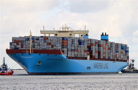 Wallpaper Maersk Mc Kinney Moller Largest Container Ship Daewoo