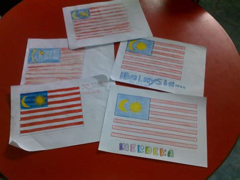 Tak tahu nak buat bendera malaysia jalur gemilang? Perpustakaan Desa Siber Ilmu Permatang Tinggi: Aktiviti ...