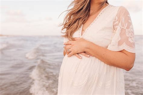 Beach Maternity Shoot Meg O On The Go