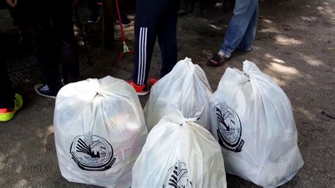 Ala kampung chalet merupakan sebuah lokasi penginapan tepi laut yang sering menjadi pilihan pelawat terletak di pantai teluk senangin perak. Program pembersihan kawasan Pantai Teluk Senangin - YouTube
