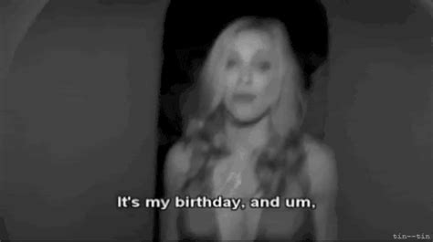 Madonna Turns In Her Birthday Suit Ohnotheydidnt Livejournal