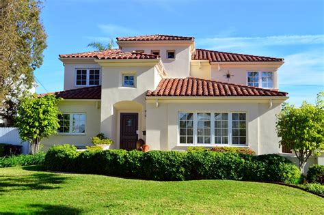 Picking exterior paint colors for a brick house. West Miami Painters | House Painting Contractors in West Miami