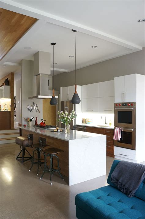 Paint colors that match this Apartment Therapy photo: SW 7027 Well-Bred