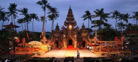 Taman Werdhi Budaya Art Centre Denpasar Bali Sejarah Jadwal And Jam Buka
