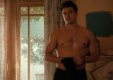 8 things you didn t know about rob mayes super stars bio