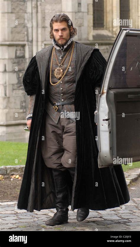 Henry Cavill Filming The Final Series Of The Tudors At Christchurch