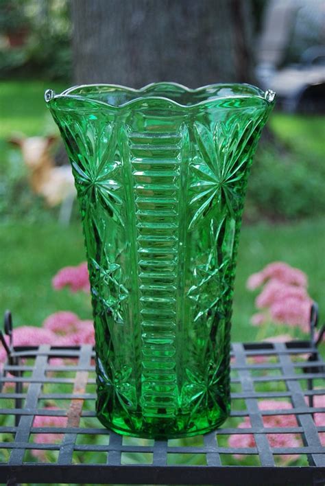 Large Green Glass Vase By Twinstreasuretrove On Etsy