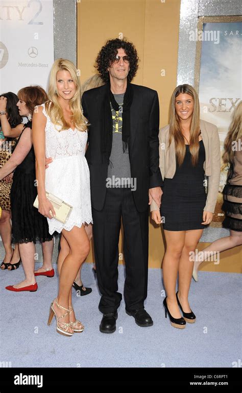 Beth Ostrosky Howard Stern Emily Stern World Premiere Of Sex And The