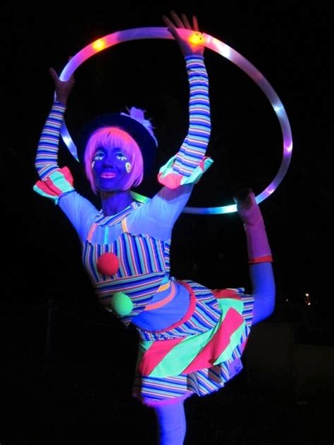 Glow Circus Uv Circus Performers For Hire