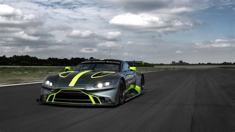 Aston Martin Vantage Gt3 4k Ultra Hd Wallpaper Background Image