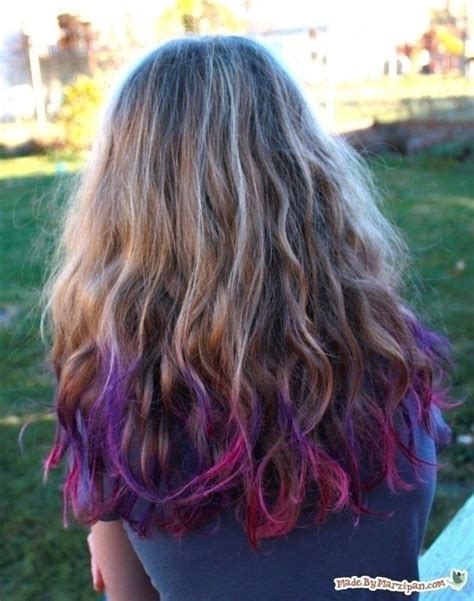 For an elegant effect, work with pieces from the inside rather than the top layer of hair, and chalk only the. How To Chalk Your Hair · How To Make A Coloring & Dying ...