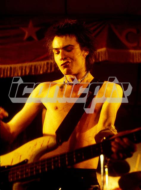 Photos Of Sex Pistols Performing Live In 1978 Iconicpix Music Archive