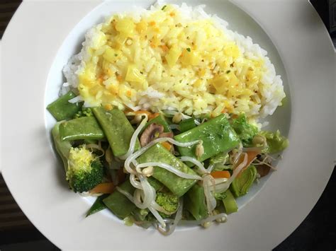 Zutaten für eine größere kastenform: Asiatisches Gemüse mit Reis - Rezept mit Bild - kochbar.de