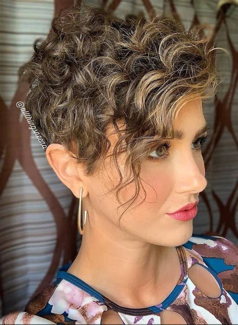 Trends Lifes Pixie Haircut Styles For Curly Hair