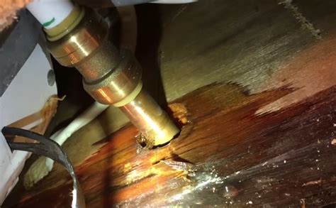 How To Repair Pinhole Leaks In Copper Pipe Without Soldering Stop