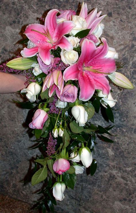 Sorbonne Stargazer Lilies With Roses Cascading Bouquet Flower