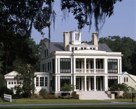 What Is Antebellum Architecture A Design Style With Classical Roots