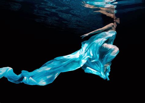 Votre Art Underwater Beauties By Patrick Curtet
