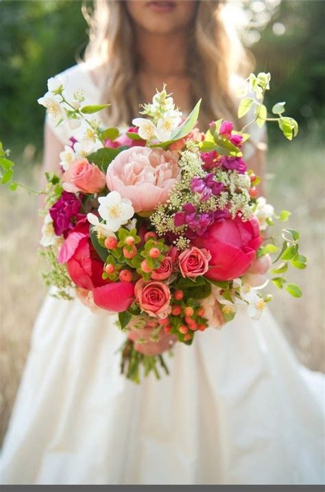 Choosing The Perfect Wedding Flowers Bouquets ~ Wedding Flowers Ideas