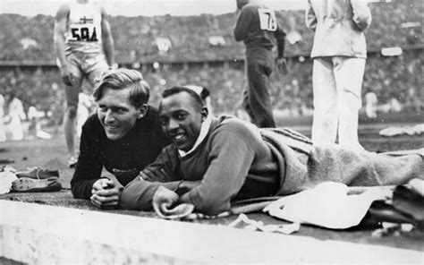 Jesse Owens Y Lutz Long Un Abrazo Que Hizo Historia El Miércoles En