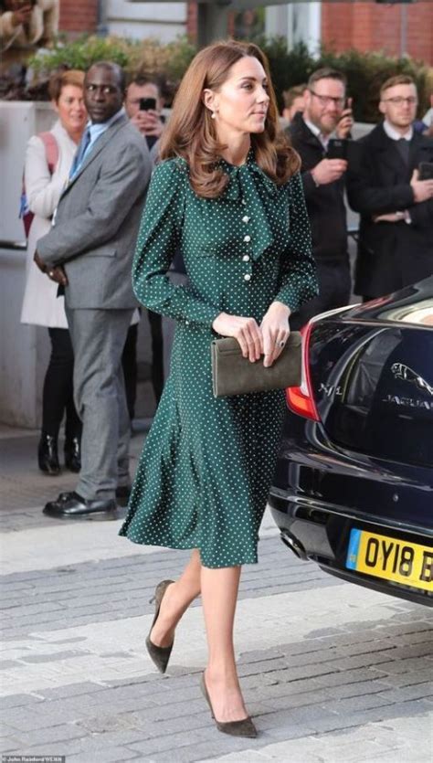 10 green statement pieces to add to your closet right now society19 kate middleton style