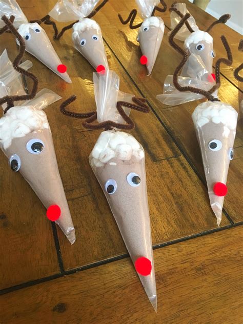 Reindeer Hot Cocoa Cones Diy Hot Cocoa Marshmallow Snowman