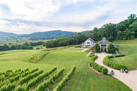 The Best Wineries To Visit In Charlottesville Virginia