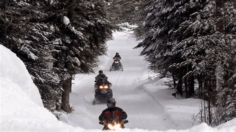 Know Your Wisconsin Wisconsins Snowmobile Trails Discover Wisconsin