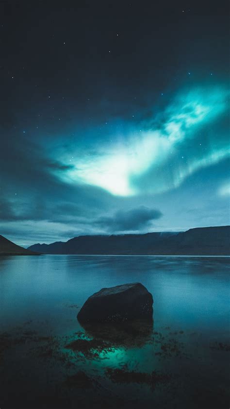 Northern Lights Iceland Lake Northern Lights Teahu Iphone Wallpapers