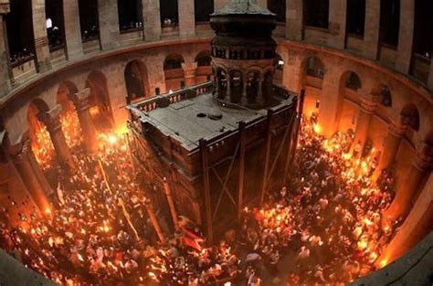 В иерусалимском храме гроба господня сошел благодатный огонь. Когда сходит благодатный огонь: суть, тайна, факты, видео
