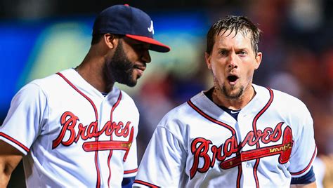 chris johnson hits walk off single to lead braves past indians