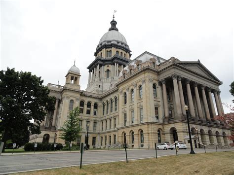 Universities Left Footing The Bill As Budget Crisis Looms In Illinois