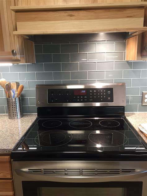 Complete your kitchen with our selection of quality kitchen appliances and accessories from the best brands! Range Hood with outside venting. | Kitchen remodel ...