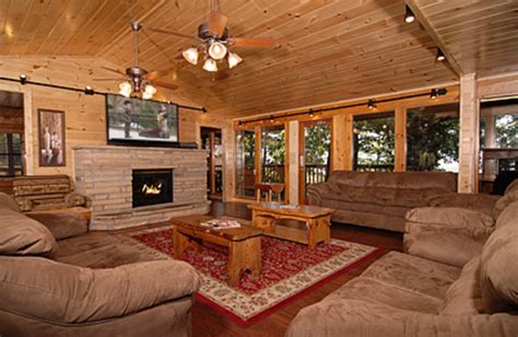 Sevierville Vacation Rentals Lodge 15 Bedroom Luxury Lodge In The