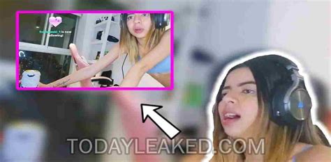 Watch Kimmikka A Twitch Streamer Sex Video Got Leaked During Livestream Rnewsanokhi
